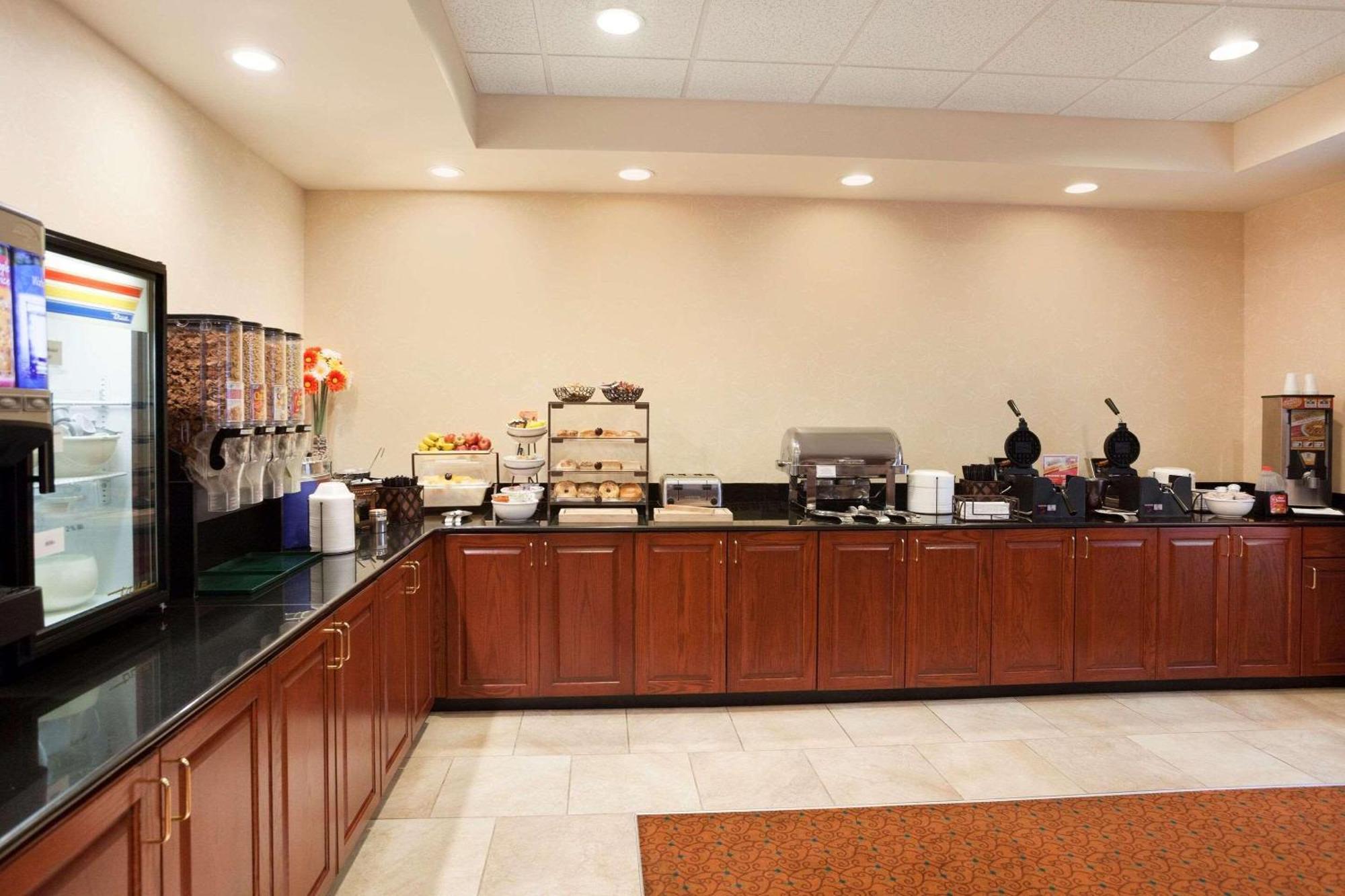 Country Inn & Suites By Radisson, Lexington Park Kaliforniya Dış mekan fotoğraf